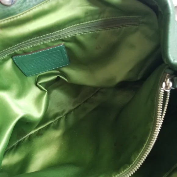 Coach Penelope Green Leather Tote Bag - Picture 11 of 12